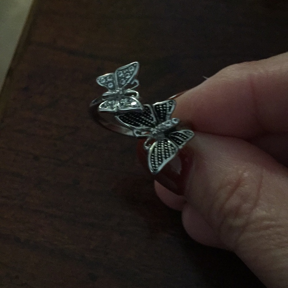 Butterfly ring - Picture 2 of 3